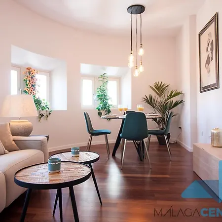 Center Flat Luxury Lejlighed