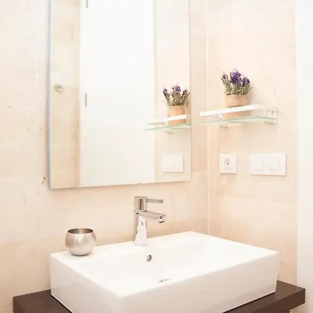 Apartment Center Flat Luxury